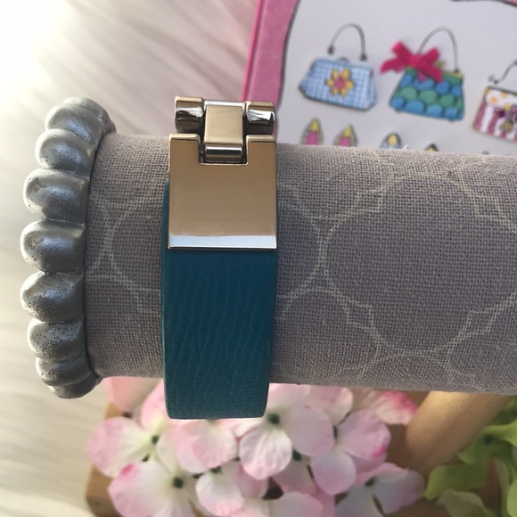 FAUX BRACELET - Picture 3 of 13